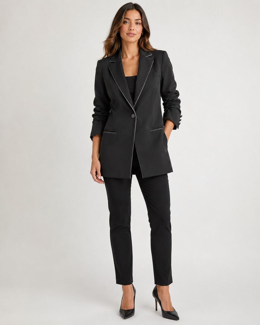 Elizabeth and James Myrla Black Ruched Sleeve Blazer Gray P'iping Size 4